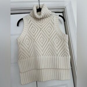 Elliatt Sweater